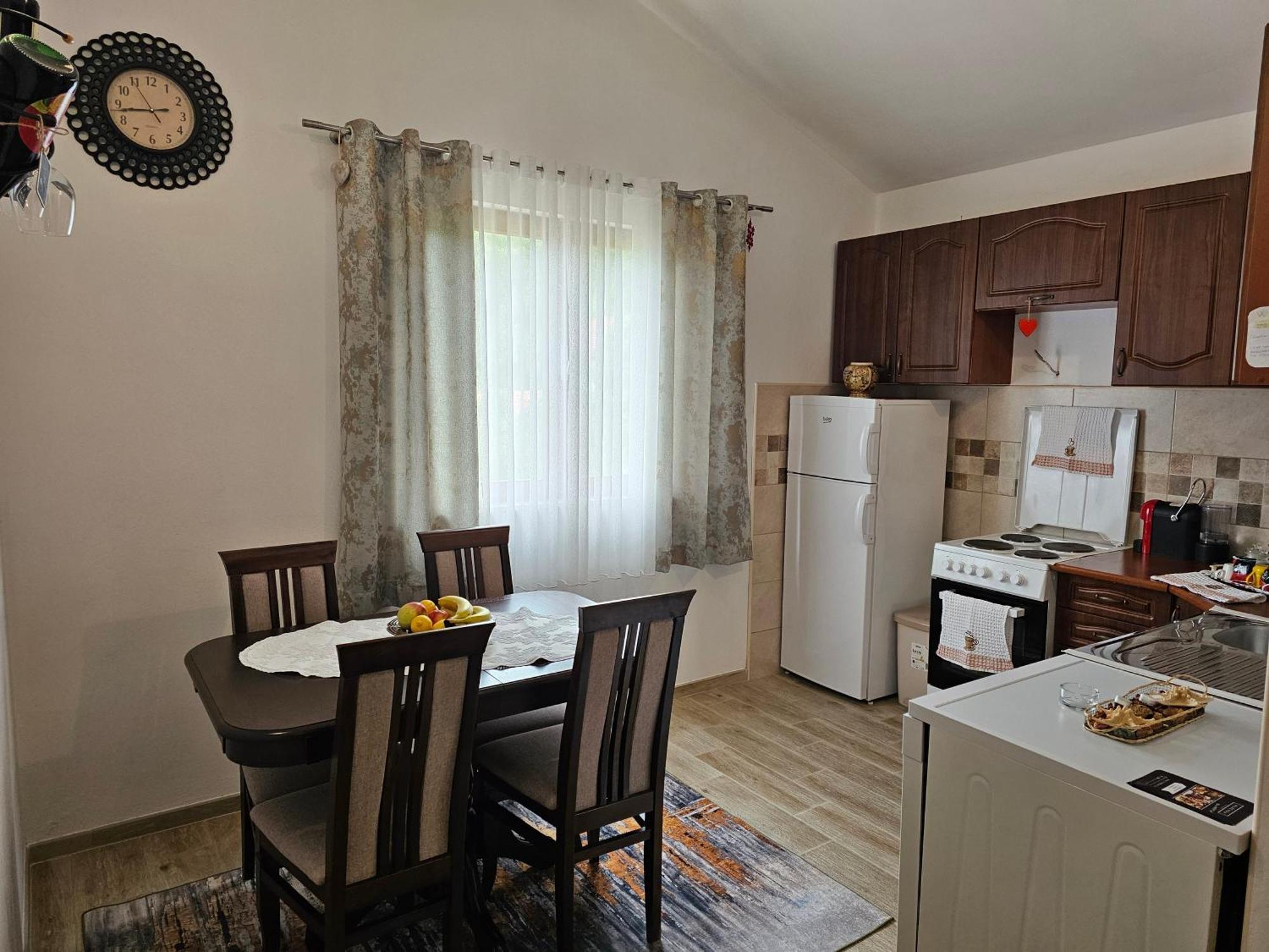 Apartments Nadja Kotor Oda fotoğraf