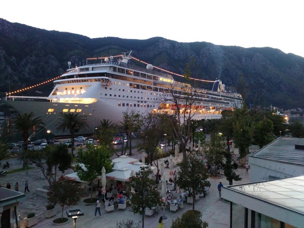 Apartments Nadja Kotor Dış mekan fotoğraf